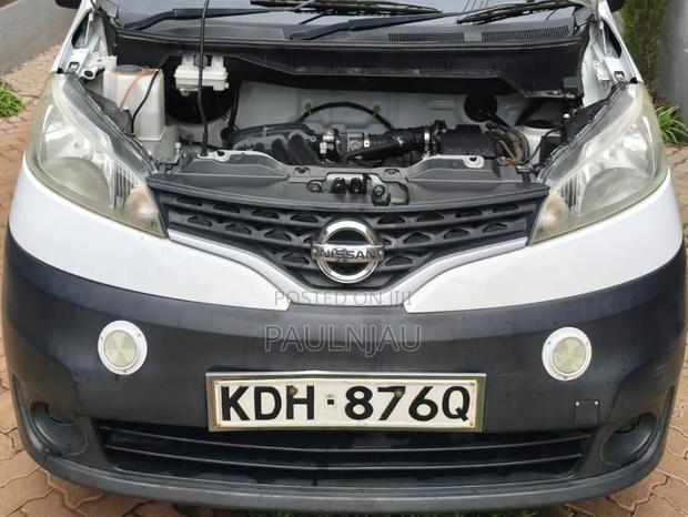 Nissan NV200 2016
