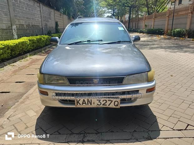 Toyota Corolla 1999 Gray