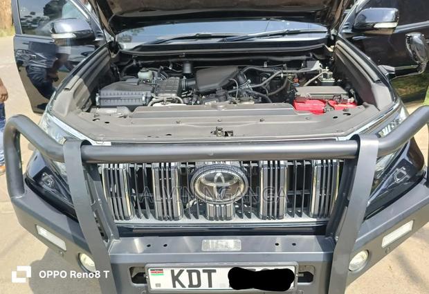 Toyota Land Cruiser Prado 2019 Black