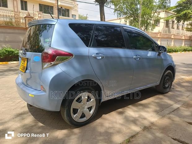 Toyota Ractis 2014 Blue