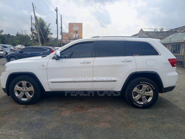 Jeep Grand Cherokee 2012 White