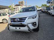 Toyota Fortuner 2019 White for sale