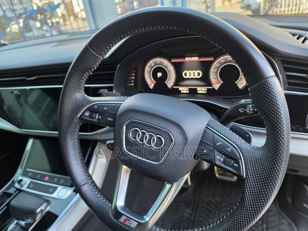 Audi Q8 3.0T Premium AWD quattro 2019 White