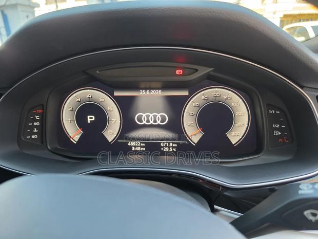 Audi Q8 3.0T Premium AWD quattro 2019 White