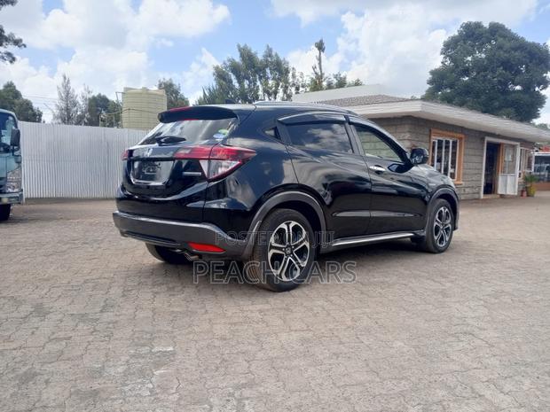 Honda Vezel 2018 Black
