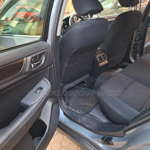 Subaru Outback 2015 Gray