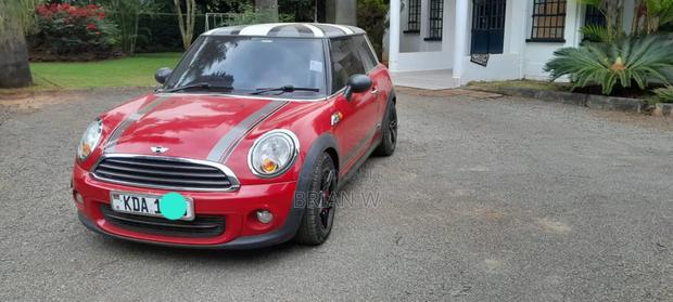 Mini Cooper 2013 Red