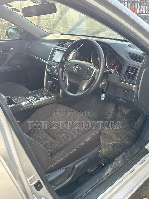 Toyota Mark X 2.5 AWD 2019 Silver