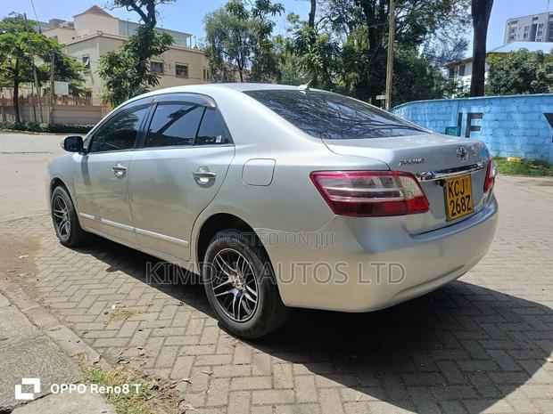 Toyota Premio 2009 Silver