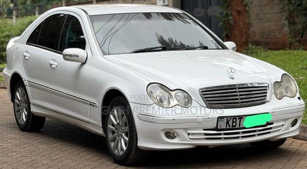 Mercedes-Benz C230 2005 White