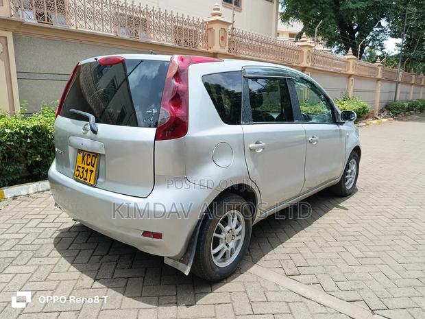 Nissan Note 2011 Silver