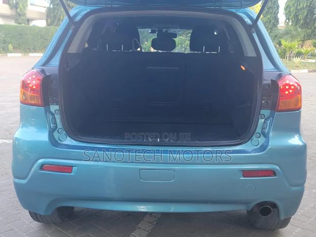 Mitsubishi RVR 2.0 2011 Blue