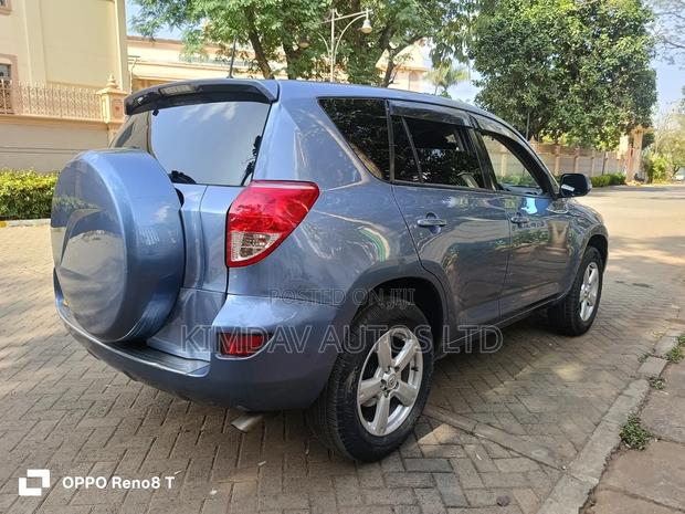 Toyota RAV4 2008 Blue