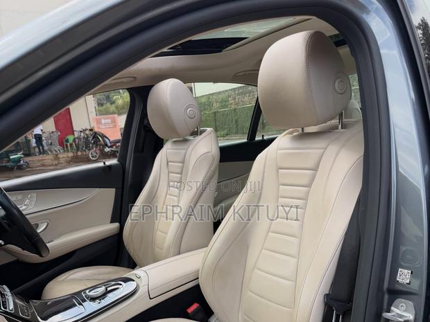 Mercedes-Benz E220 2016 Silver
