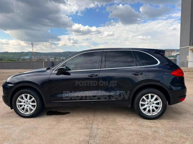 Porsche Cayenne 4dr SUV AWD (3.6L 6cyl 6M) 2014