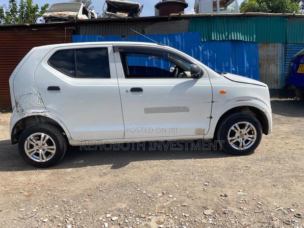 Suzuki Alto 2018 White