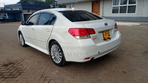 Subaru Legacy 2011 White