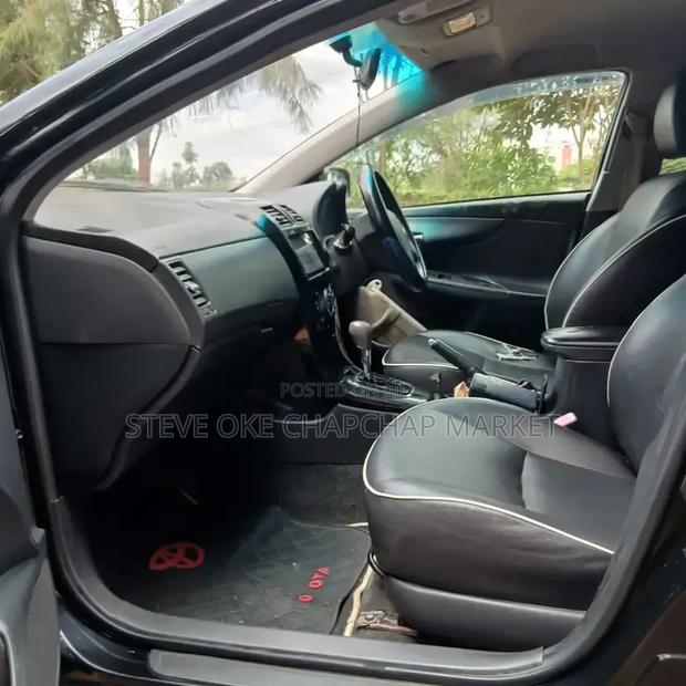 Toyota Corolla Fielder 2011 Black