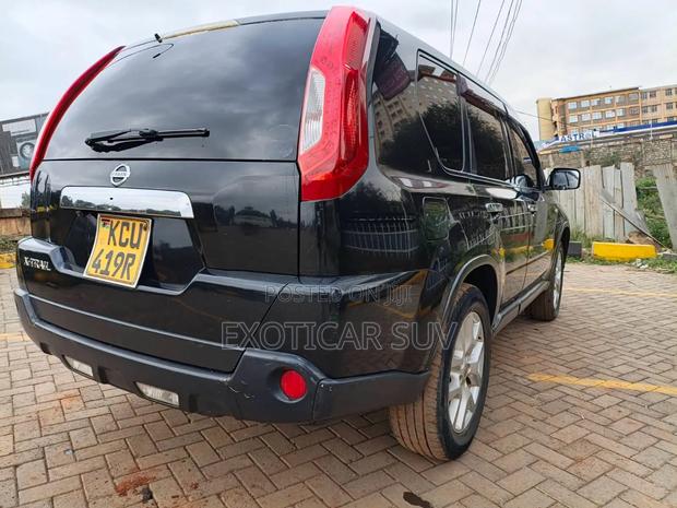 Nissan X-Trail 2012 Black
