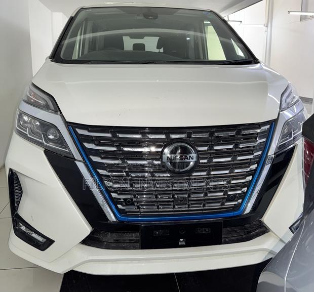 Nissan Serena 2020 White