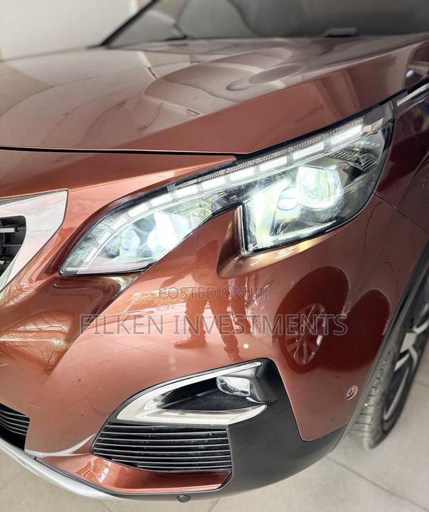 Peugeot 3008 2017 Brown