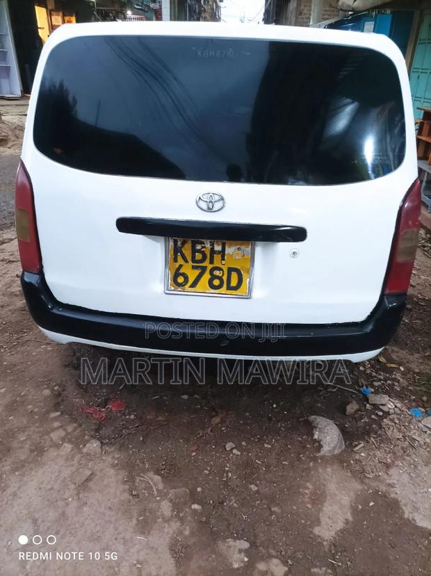 Toyota Probox 2005 White