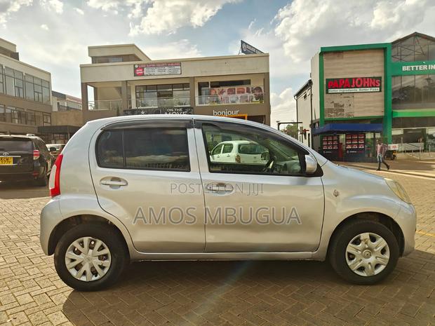 Toyota Passo 2015 Silver