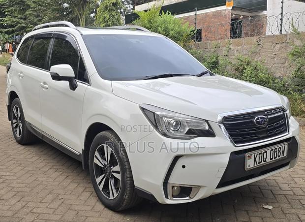 Subaru Forester 2018 White