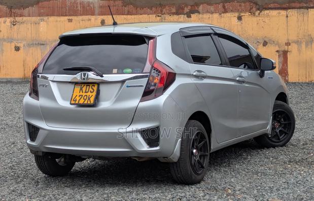 Honda Fit 2017 Silver