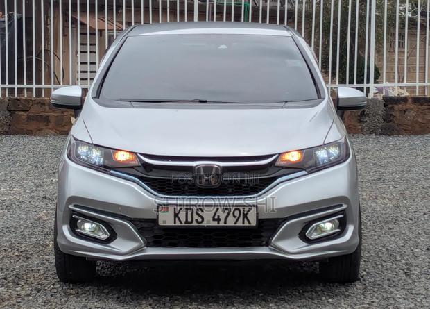 Honda Fit 2017 Silver