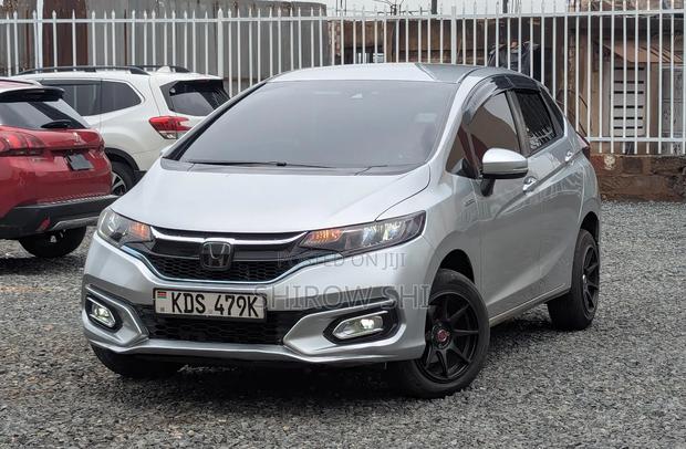 Honda Fit 2017 Silver