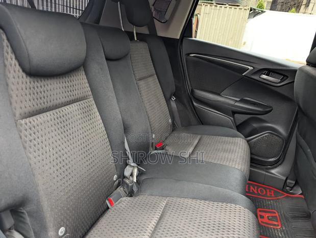 Honda Fit 2017 Silver