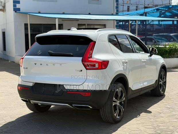 Volvo XC40 T4 Hybrid FWD 2020 White 