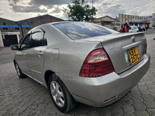 Toyota Corolla 2005 Silver