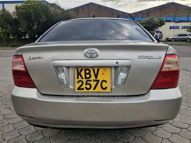 Toyota Corolla 2005 Silver
