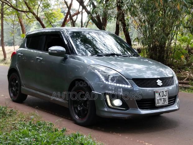 Suzuki Swift 2015 Gray