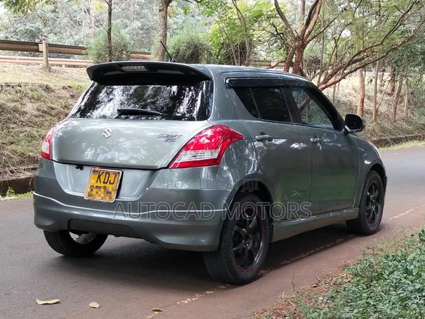 Suzuki Swift 2015 Gray