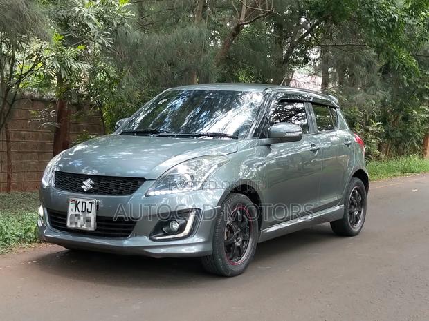 Suzuki Swift 2015 Gray