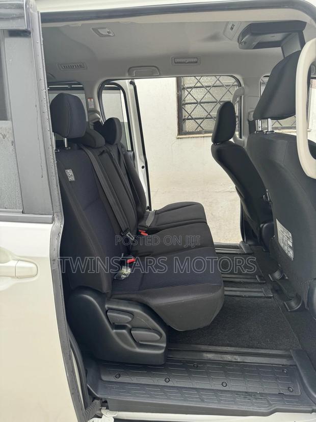 2017 Toyota Voxy in White: Affordable Family Vehicle
