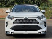 Toyota RAV4 2021 White for sale