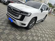 Toyota Land Cruiser 2023 White for sale