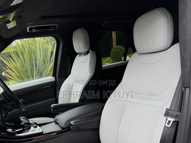 Land Rover Range Rover 2023 Black
