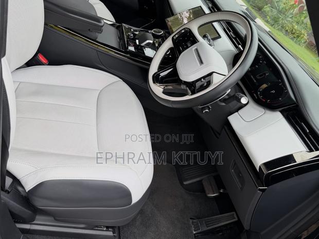 Land Rover Range Rover 2023 Black