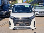 Toyota Noah 2019 Pearl for sale
