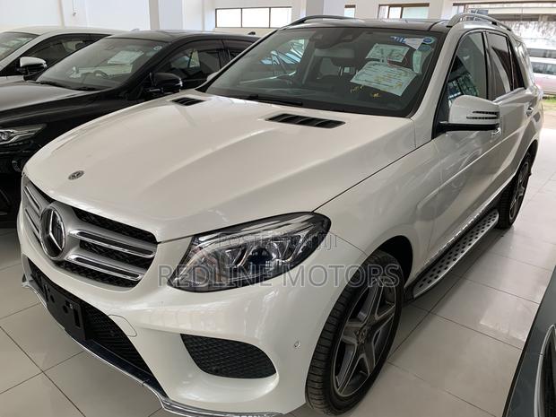 Mercedes-Benz GLE-Class GLE 350d 4MATIC 2019 Off white