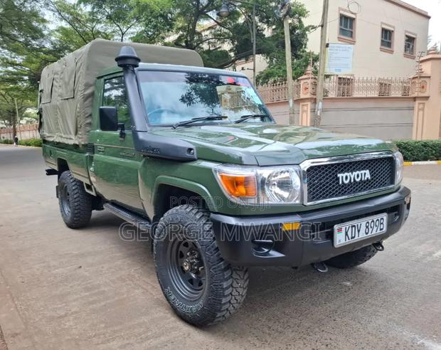 Toyota Land Cruiser 2008 Green