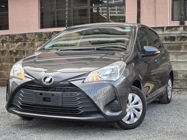 Toyota Vitz 2019 Gray