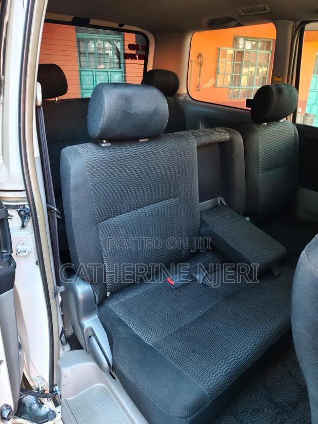 Toyota Voxy 2009 White