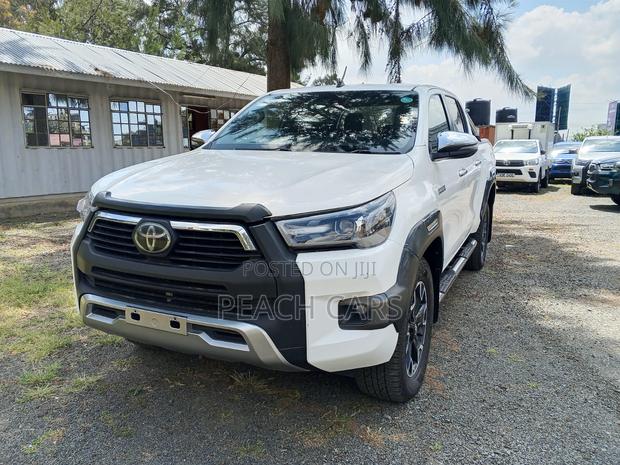 Toyota Hilux 2017 White