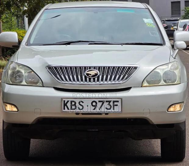 Toyota Harrier 2005